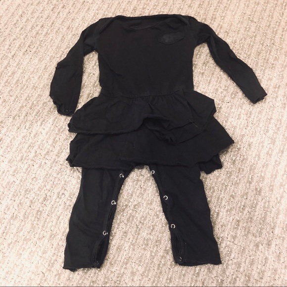 nununu Other - Nununu 6-12 month “eye” skirt overall